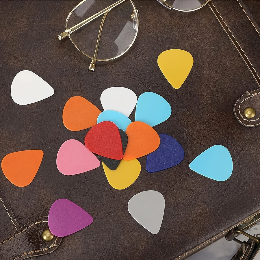 ปิ๊กกีตาร์สีพื้น 40/80 ชิ้น ขน - Musical Instrument Fagot บทวิจารณ์และราคา