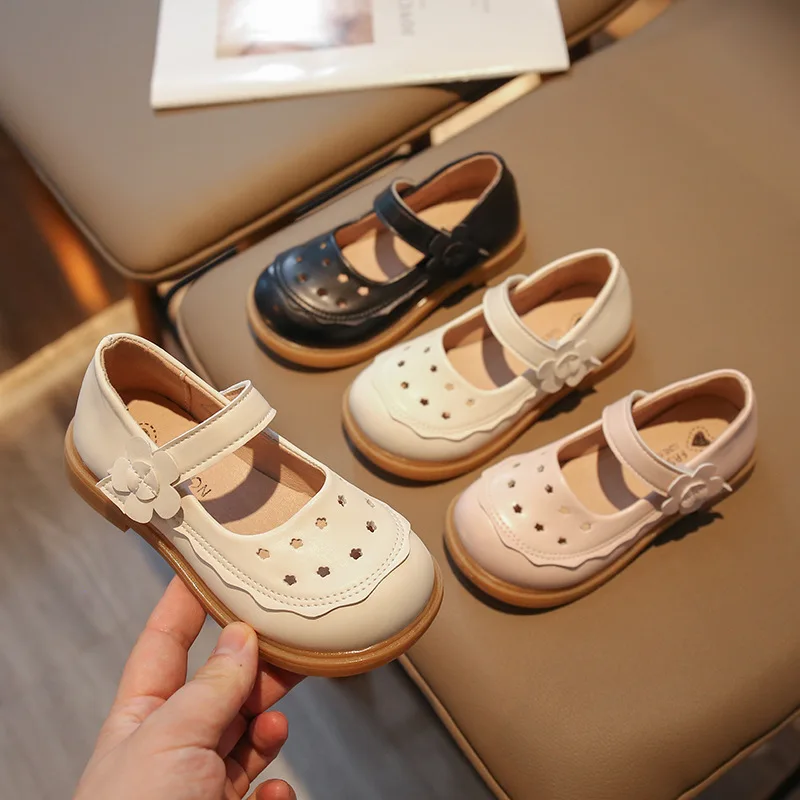 

Girls Shoes Foreign Style Girls Spring and Autumn 2024 New Princess Hollow Soft Soled Shoes