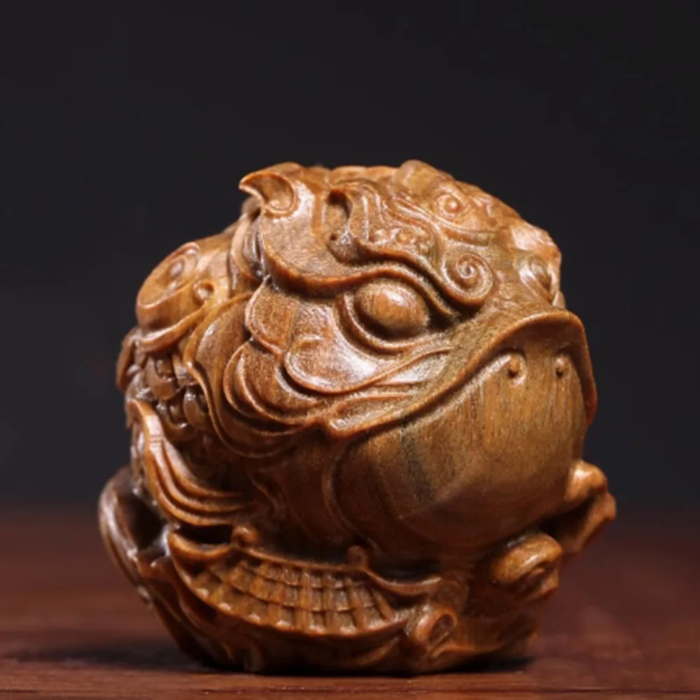 JW115- 5.8 CM Pretty Carp Green Sandalwood Sculpture Lucky Fish Figurine Decoration Craft Gift Miniatur Ornaments