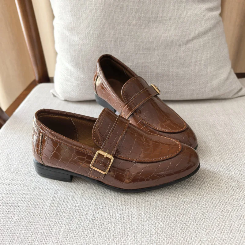 Британская детская кожаная обувь, осенняя новая модная детская обувь, повседневная обувь с острым носком и крокодиловым узором, официальная мужская обувь для мальчиков