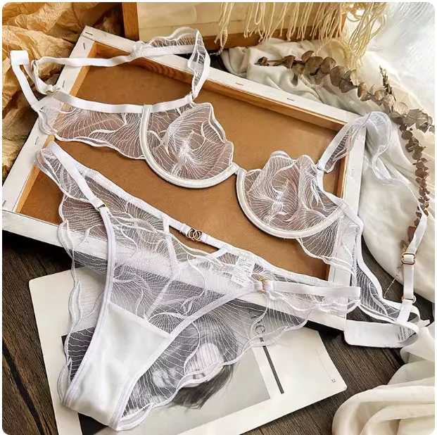 Variant: WHITE