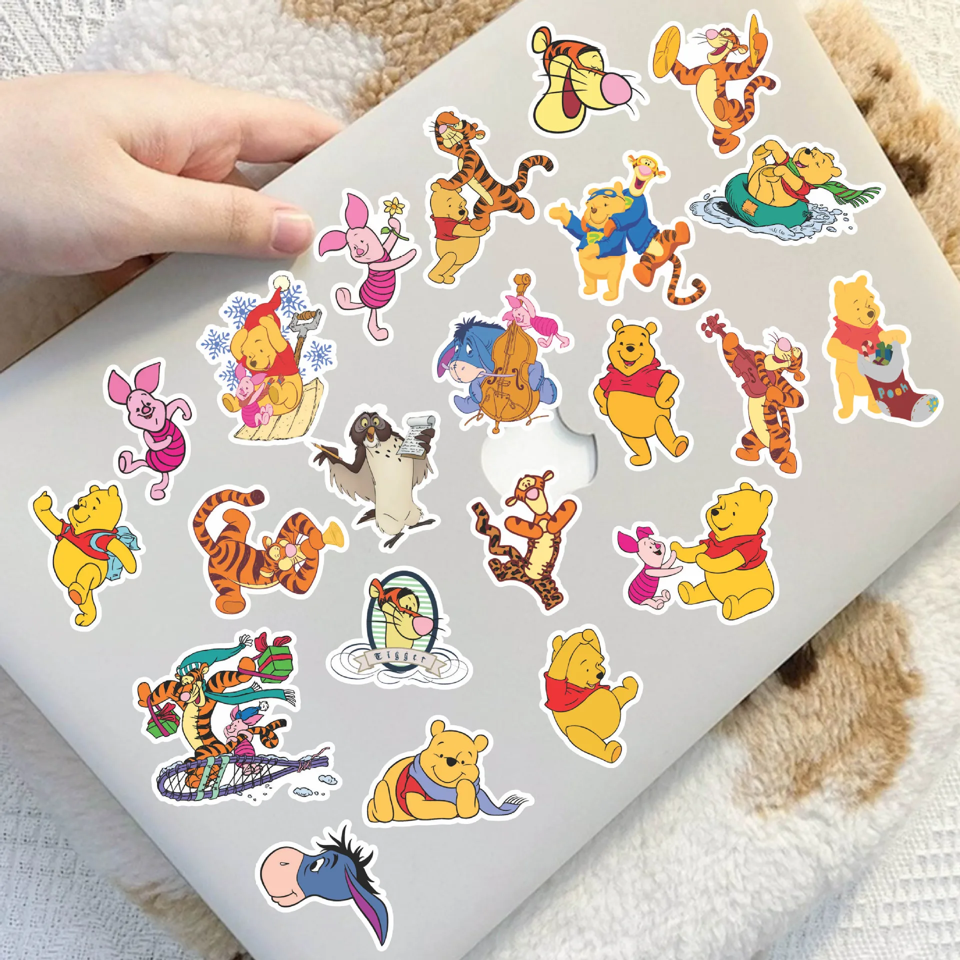 100 個セットディズニーくまのプーさんフィギュアティガーデビー漫画 Diy 防水ステッカー日記装飾ファンギフト