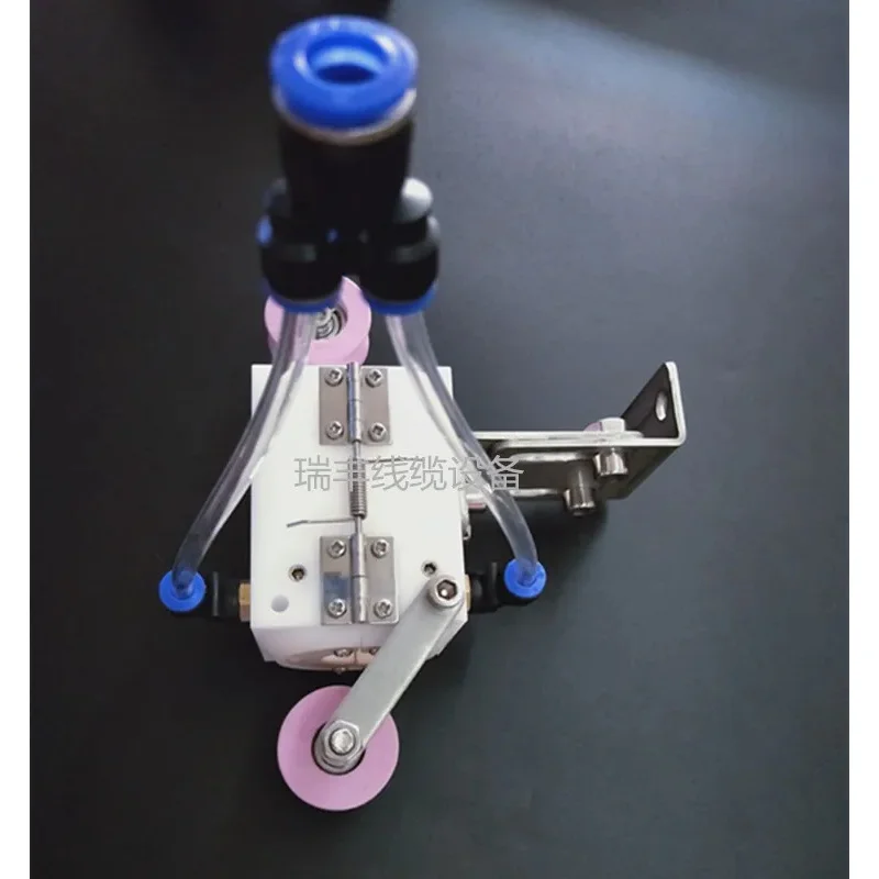 extrudeuse-de-fil-et-de-cable-en-porcelaine-haute-tension-a-un-etage-seche-cheveux-souffleur-d'eau-extrateur-de-cheveux-incruste