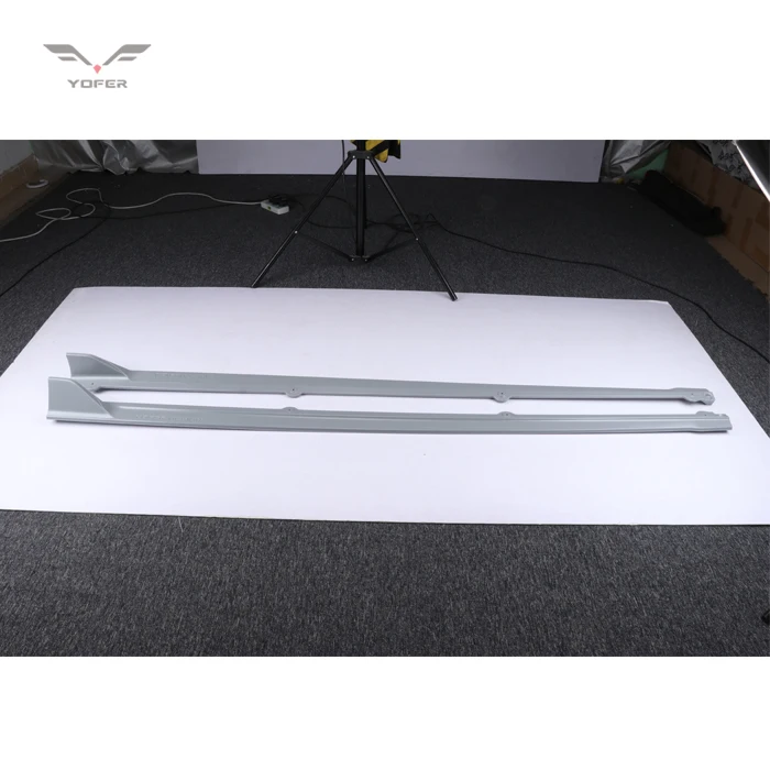 Yofer factory wholesale car bumpers diffuser aprons primer exterior side skirts aprons accessories for Toyota Camry