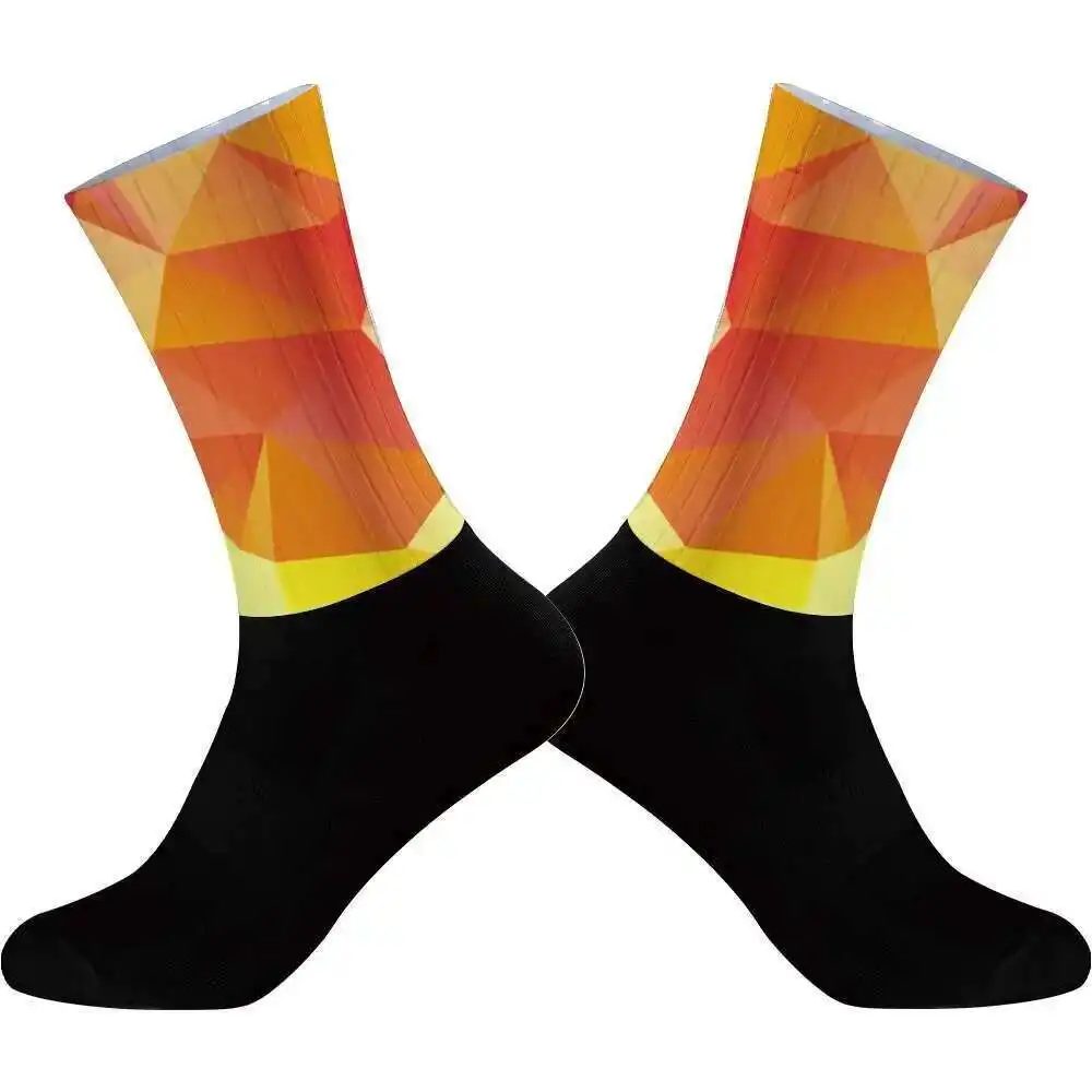 Рисунок 2 - Велосипедные спортивные аэро носки