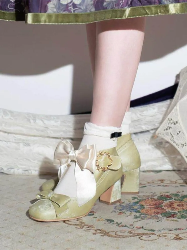 Women High Heels Victorian Lolita Mary Jane Shoes Bowknot Ornate Buckle Block Heel Cosplay Dress Party Shoes