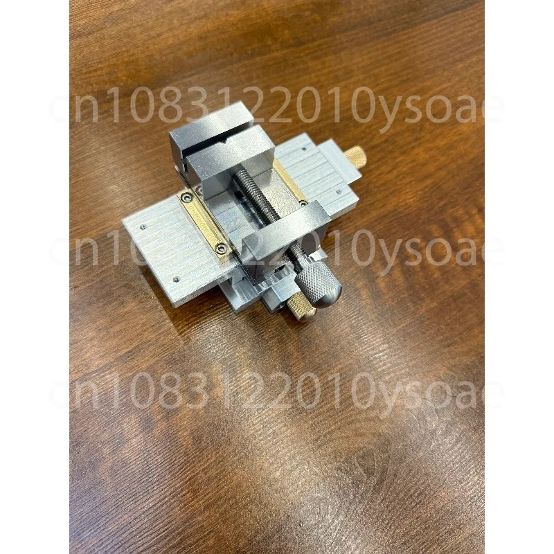 High Precision Manual XY Cross Slide Table With Lead Screw Drive Flat Vise