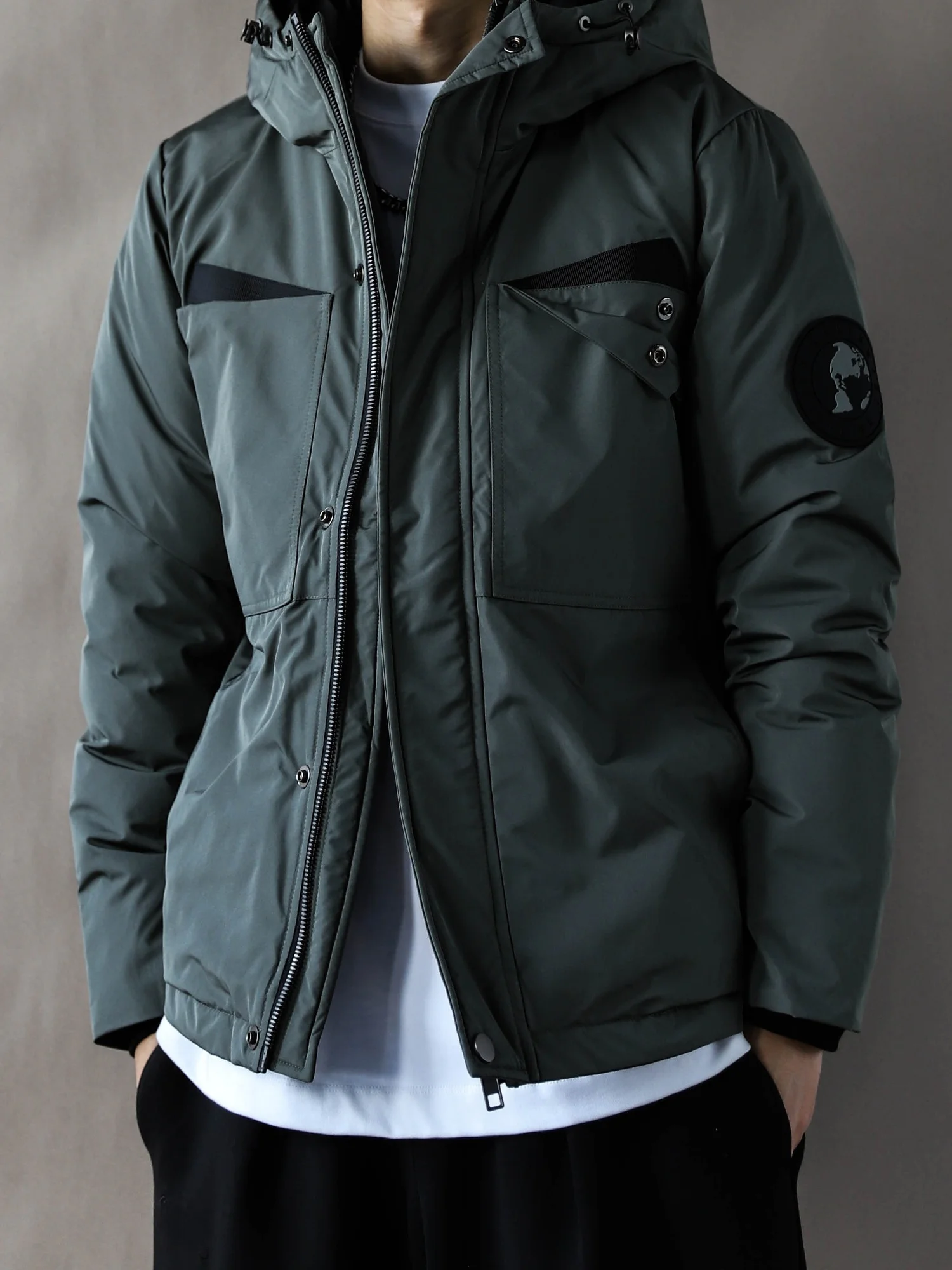 

American Retro Hooded down Jaet 90 down Loose Youth Outerwear Urban Casual Long Sve Thiened Polyester Zipper Closure