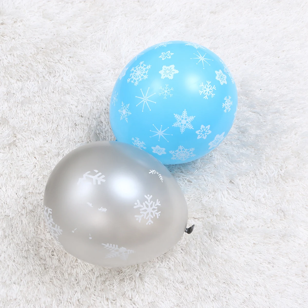 

10 Pcs Winter Snowflake Balloon Decoration Latex Balloons for Christmas Bouquet