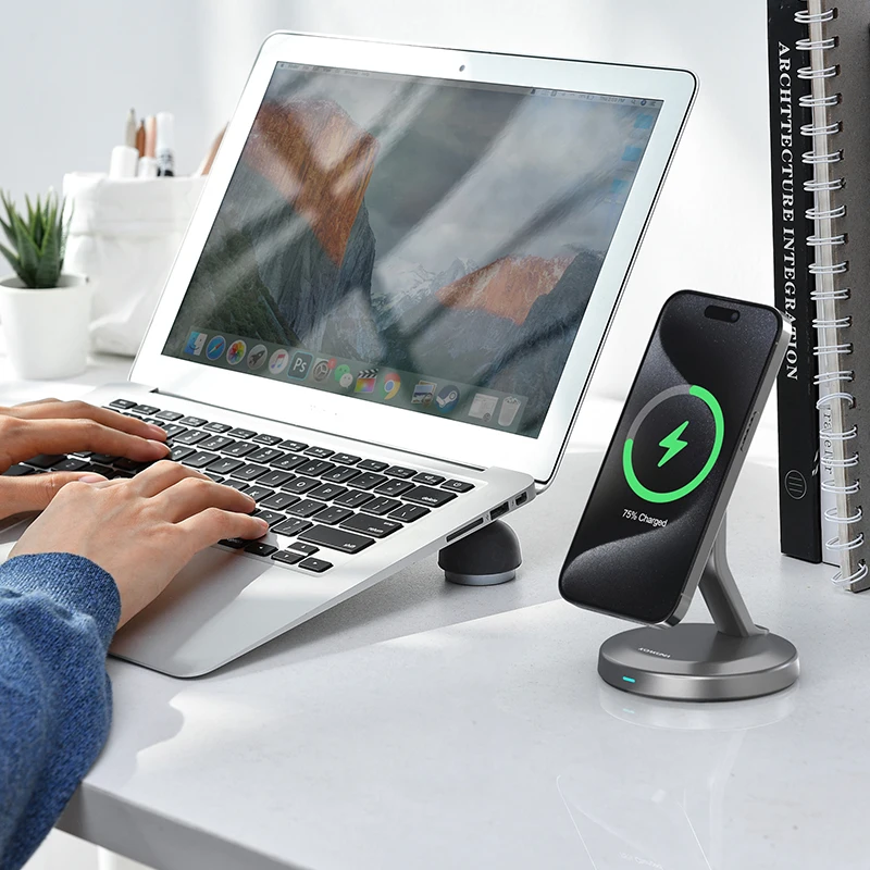 15W Fast Charging Magnetic Wireless Charger Stand 5V/1A Output OVP Protection 9V/2A Option Available for Branding