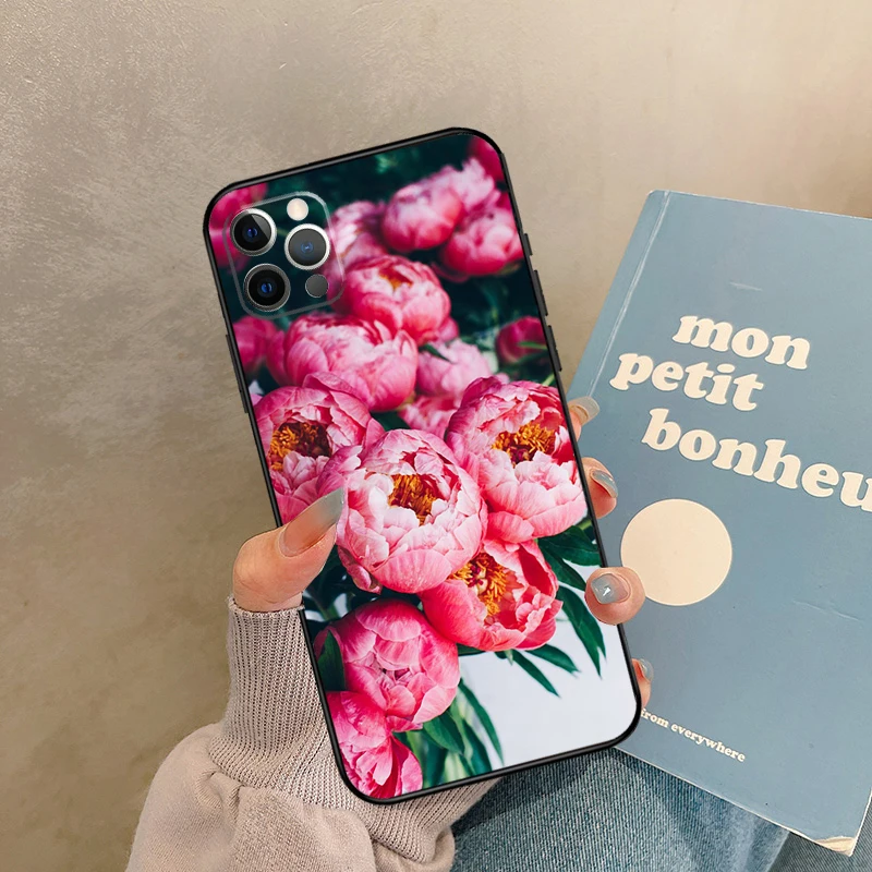 حافظة أنيقة على شكل زهرة الفاوانيا الوردية والأرجوانية لهاتف 17 Air iPhone 16 15 14 13 12 11 Pro Max 12 mini XR 15 16 Plus 16e غطاء خلفي شل