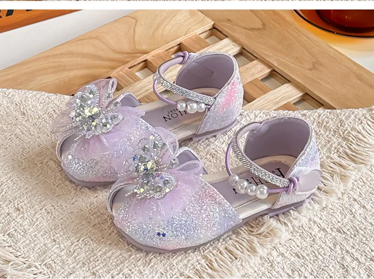 Mädchen-Sandalen im Prinzessinnen-Stil, Glänzende Schmetterlings-Kindersandalen, Sommer 2026 Neuheit, Tanzschuhe für Kinder mit Weicher Sohle – Detail 9
