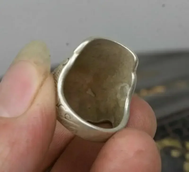 2.9 سنتيمتر الصينية القديمة مياو الفضة كيلين كيلين الوحش رئيس مجوهرات اليد الدائري التميمة فنغشوي