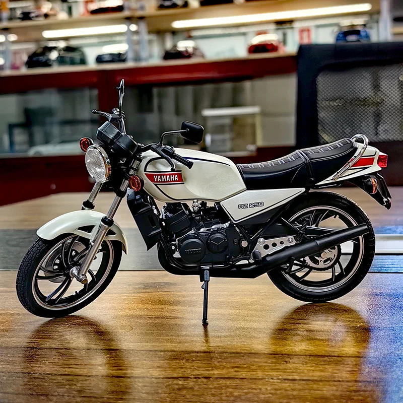 Модель мотоцикла aoshin 1:12 Yamaha RZ250, украшение для мотоцикла, оригинальная коллекция, подарок на выпускной мотоцикл