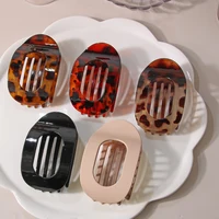 Fashion Oval Flat Hair Clips for Women New Design Leopard Large Flat Round Claw Clip French Acrylic Lying Down Hair Accessories - Image 2