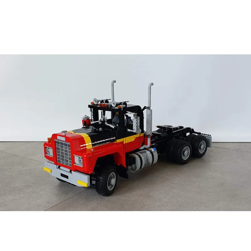 MOC-201524 Urban Retro New 6x6 Tractor Truck 1:13 Building Block Model 3204 Parts MOC Boys Children's Birthday Toy Gift