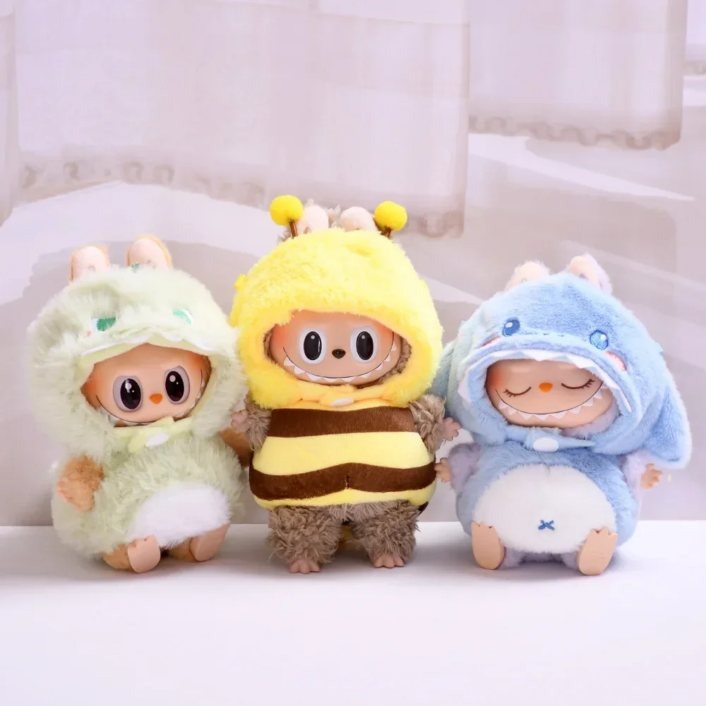 

Leuke Labubu Mini Pluche 17 Cm Kleding Pop Outfit Accessoires Voor Korea Kpop Exo Idool Poppen Zitten Party Kleding diy Gift