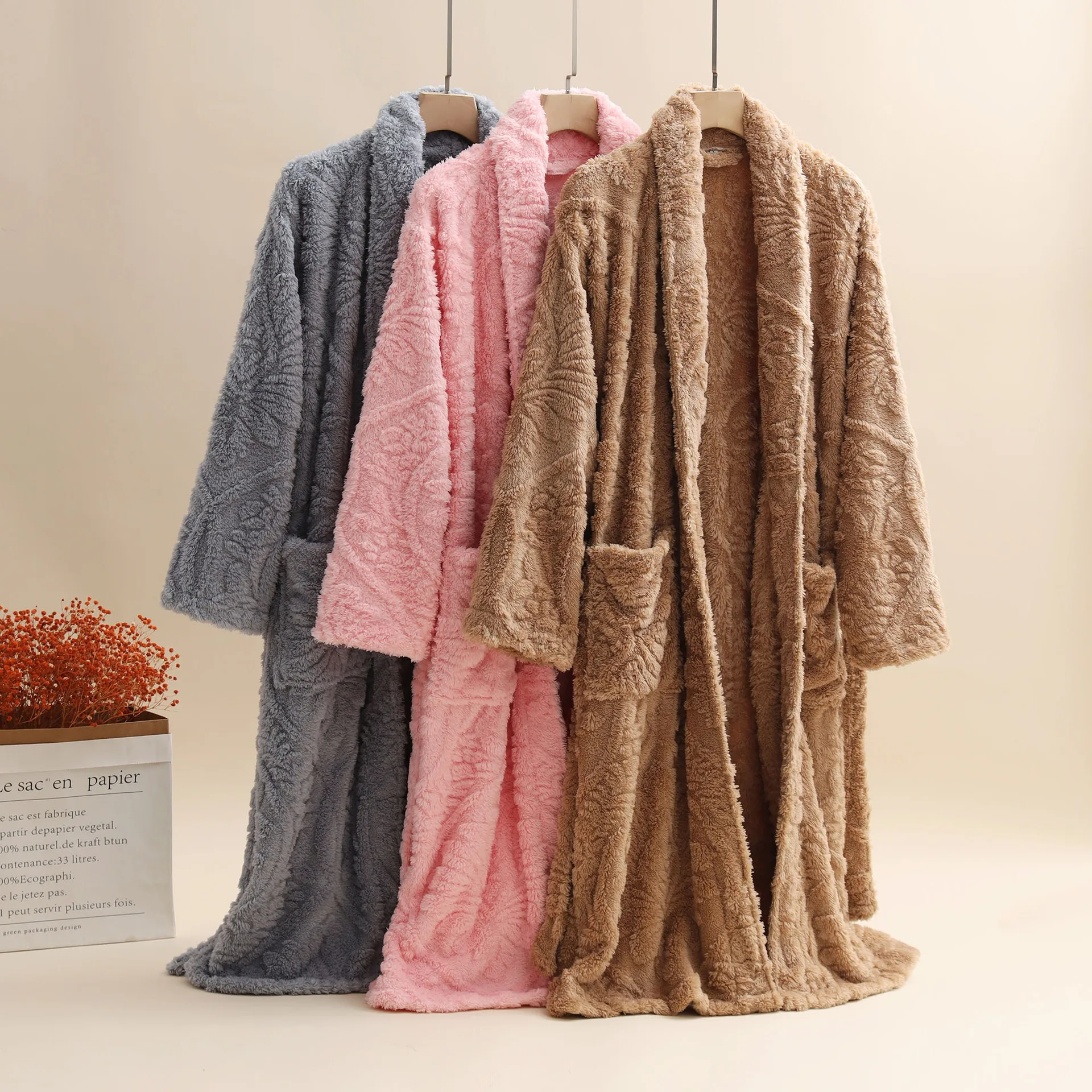 Men's Coral Velvet Bathrobe Fleece Thickened Flannel Sleepwear Long Thermal Pajamas Cosy Nightwear for Autumn Winter