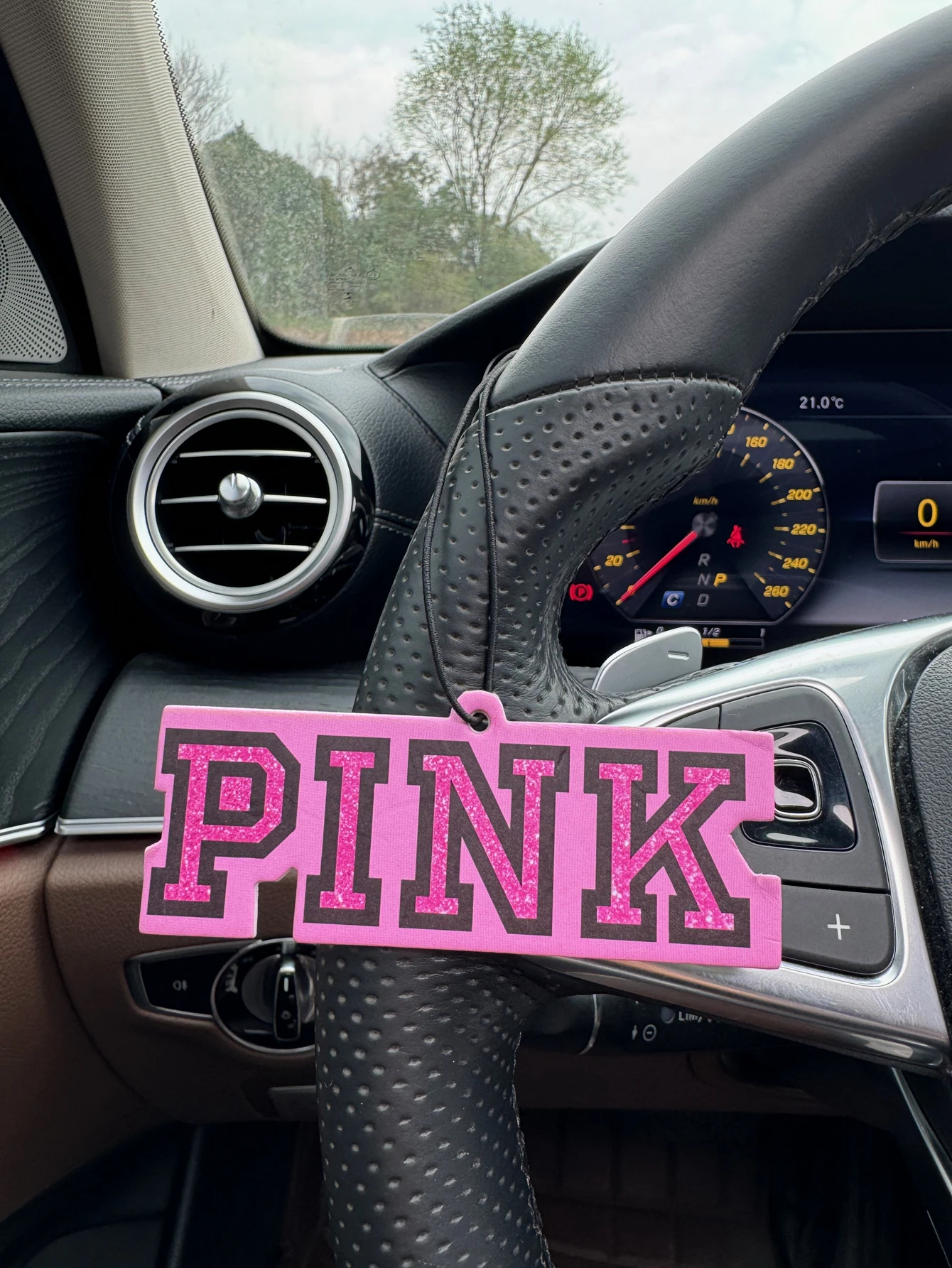 Pink Diamond Pattern Hilton Ho – Car Accessories Juicy Couture Bewertung und Preis