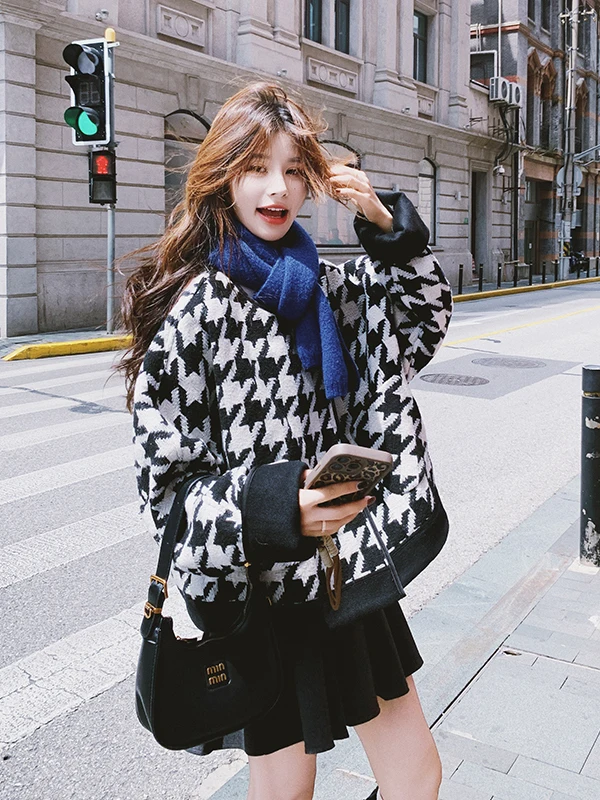 

Шерстяное пальто в клетку для женщин, прямой крой в корейском стиле, утепленное, зимнее, для повседневной носки, с круглым вырезом, на двух пуговицах