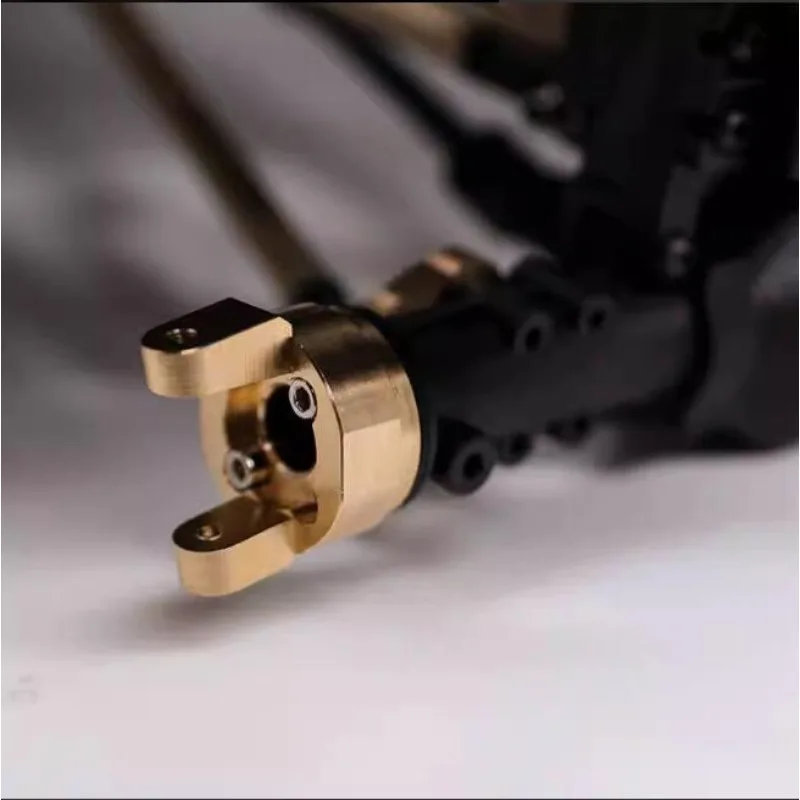 Front Axle Brass Integrated C-Hub Spindle Carrier for 1/8 Yikong YK4082/YK4083 RC Crawler, Upgrade Accessories/Brass C-Hub
