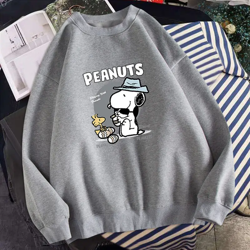 

Snoopy Round neck loose sweater autumn ladies sweater coat student top bottoming shirt