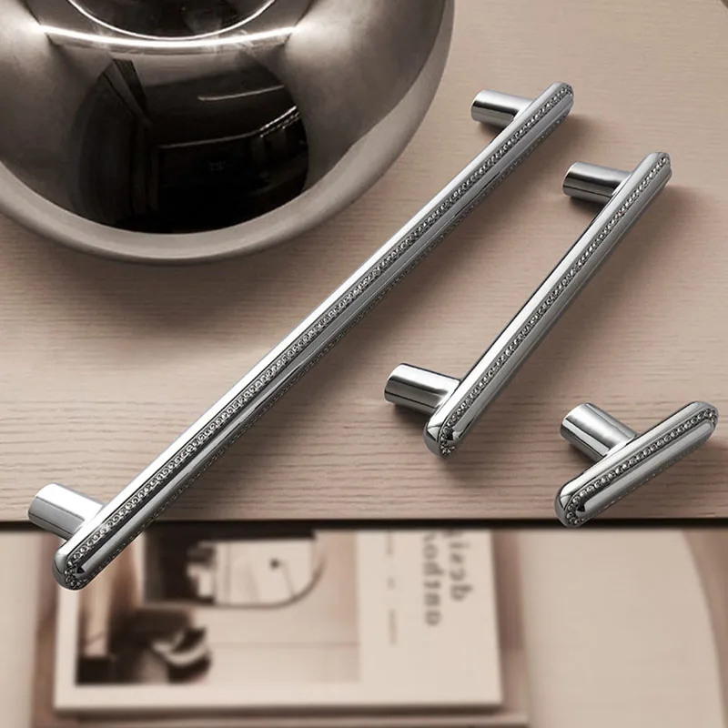 Luxury Zinc Alloy Wardrobe Handles Glass Crystal Cabinet Pulls Drawer Dresser Chest Knobs Furniture Door Bars Handle