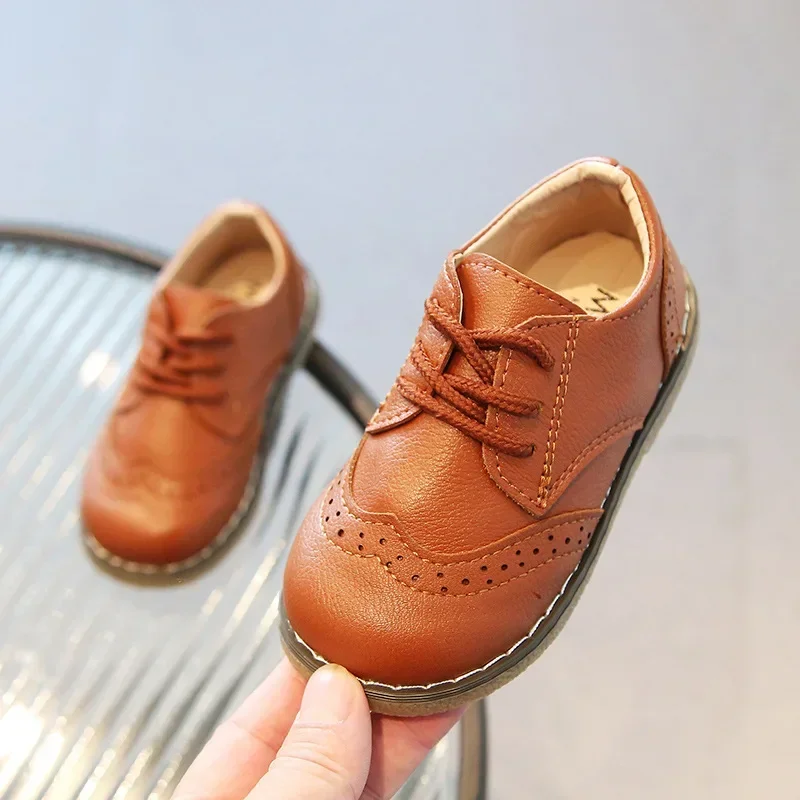 Boys Leather Shoes 2024 Spring Autumn Children Oxfords Brogue Style Casual Shoes Fashion Lace-up Shoes For Boy Brown, Black