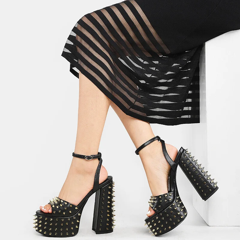 

Metal Rivet Platfrom Crystal Sandals Sexy Pointed Toe Accept Customized Size35-46 New Arrivals Fashion Women Runway Shoes