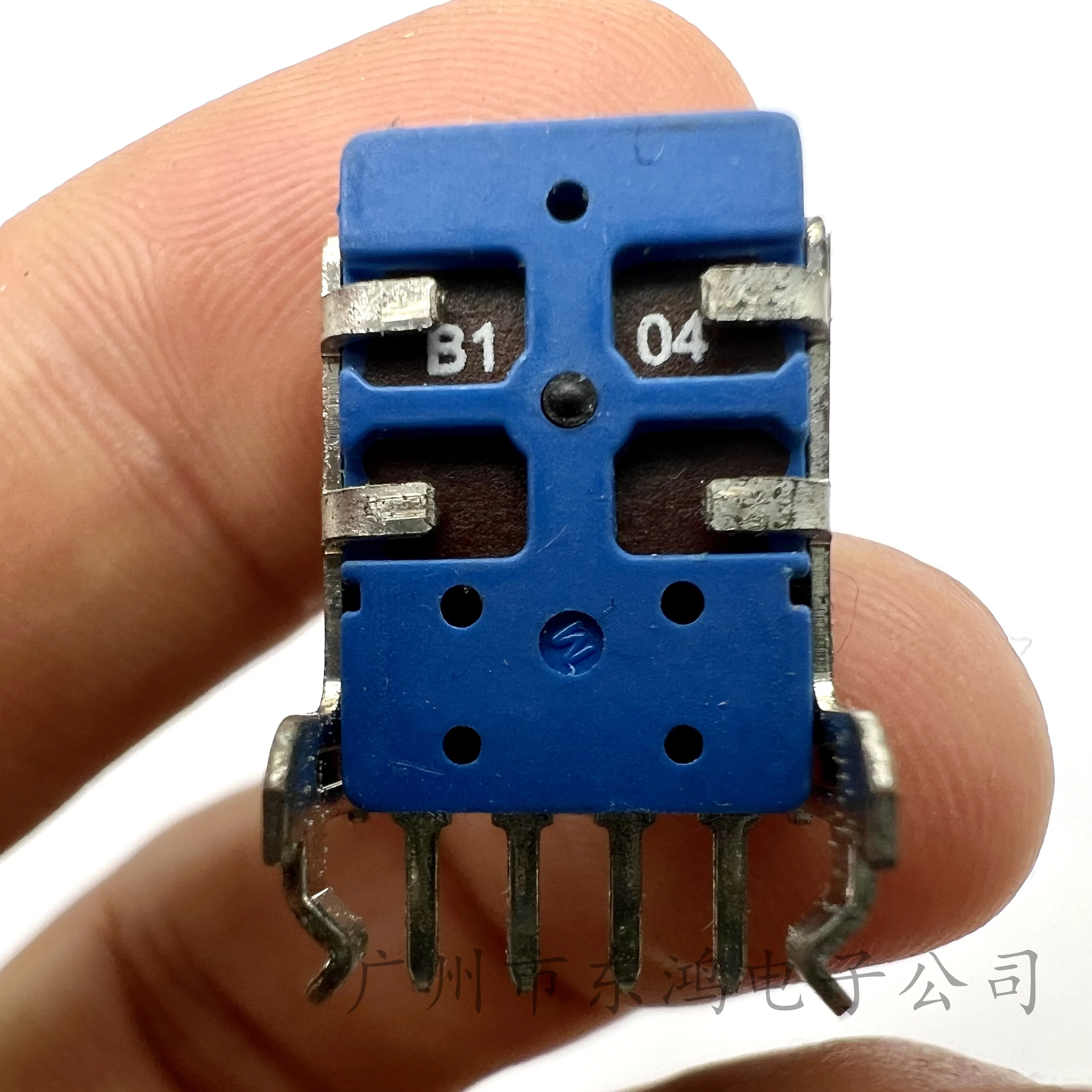 5 PCS DELTA Difeng R K11 single-link 4-pin B50K potentiometer mixer DJ console volume adjustment shaft length 18mm