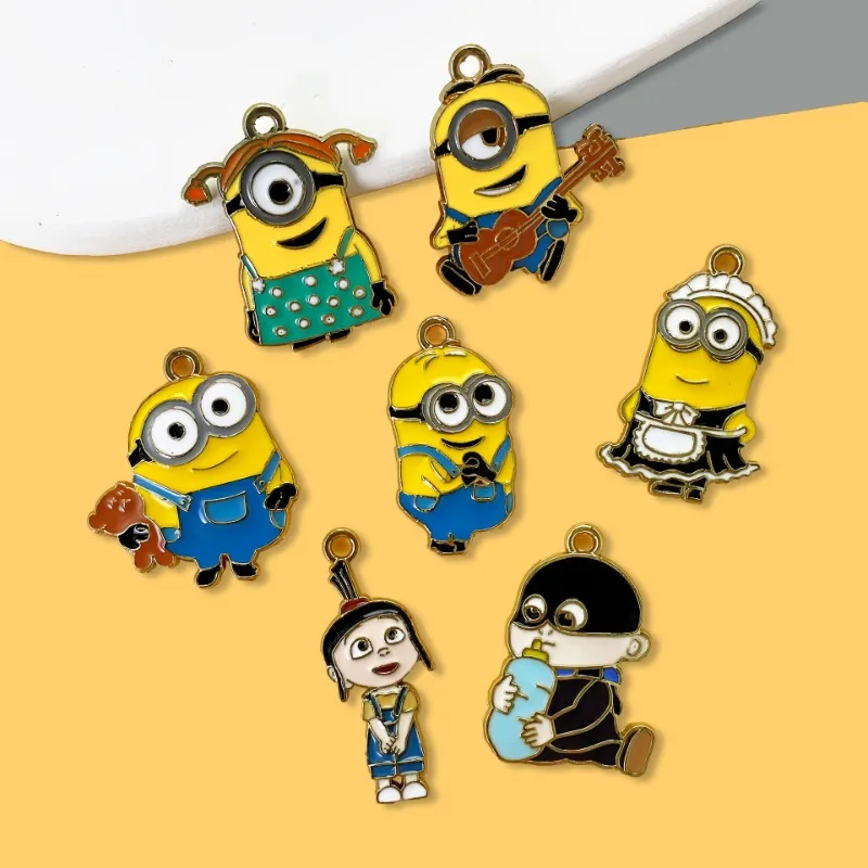 Akcesoria z kreskówek Minionki urocze akcesoria do majsterkowania, breloczek z kreskówek, zawieszka do torby, bransoletka z naszyjnikiem