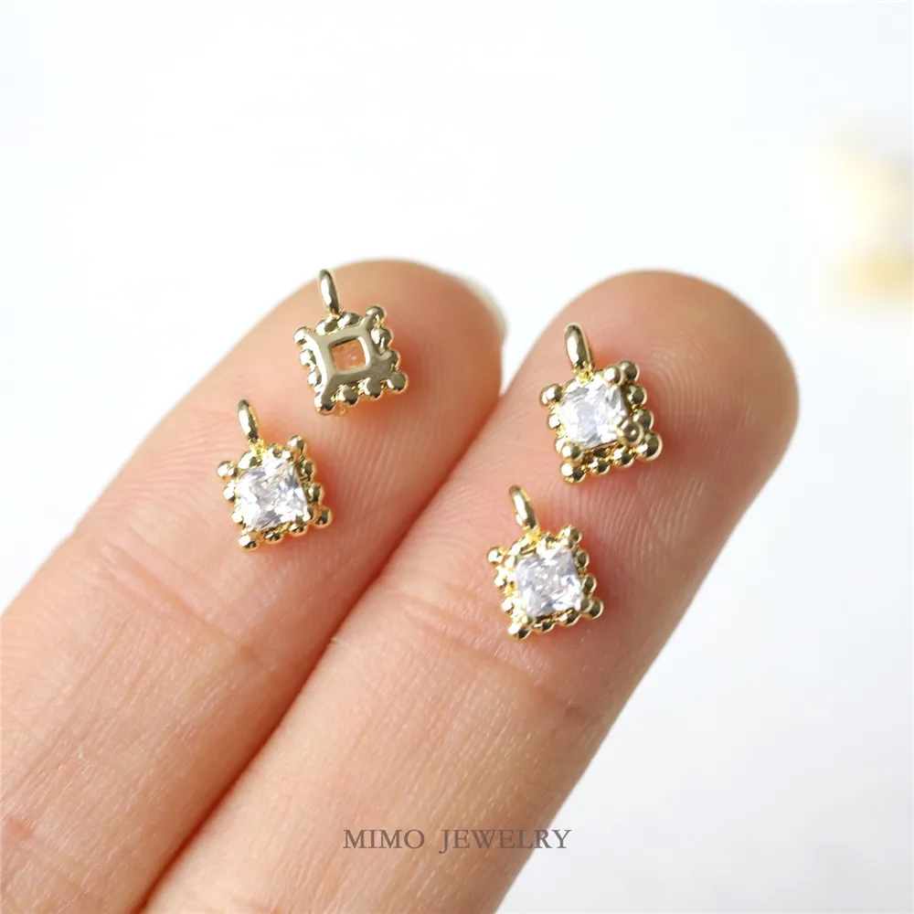 

1PCS 5x7.5mm Copper Plated with Real Gold, Slightly Inlaid with Cake Edges, Square Zircon Mini Pendant DIY Accessory