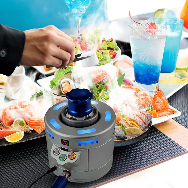 On-the-Go Drink Cooler - Must-Have Gadget for Camping, BBQ & Picnic