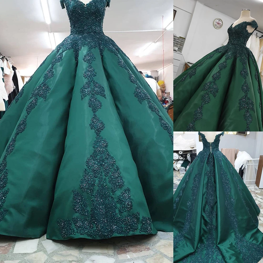 

Blackish Green Applique A-Line Evening Dresses Sweetheart Large Hems Special Occasion Dress Lace-Up Women Prom Gowns for Party