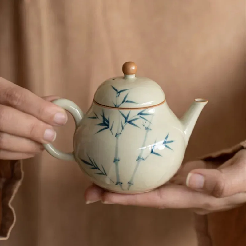 120ml-chinese-handmade-ceramic-teapots-small-capacity-pear-shaped-hand-painted