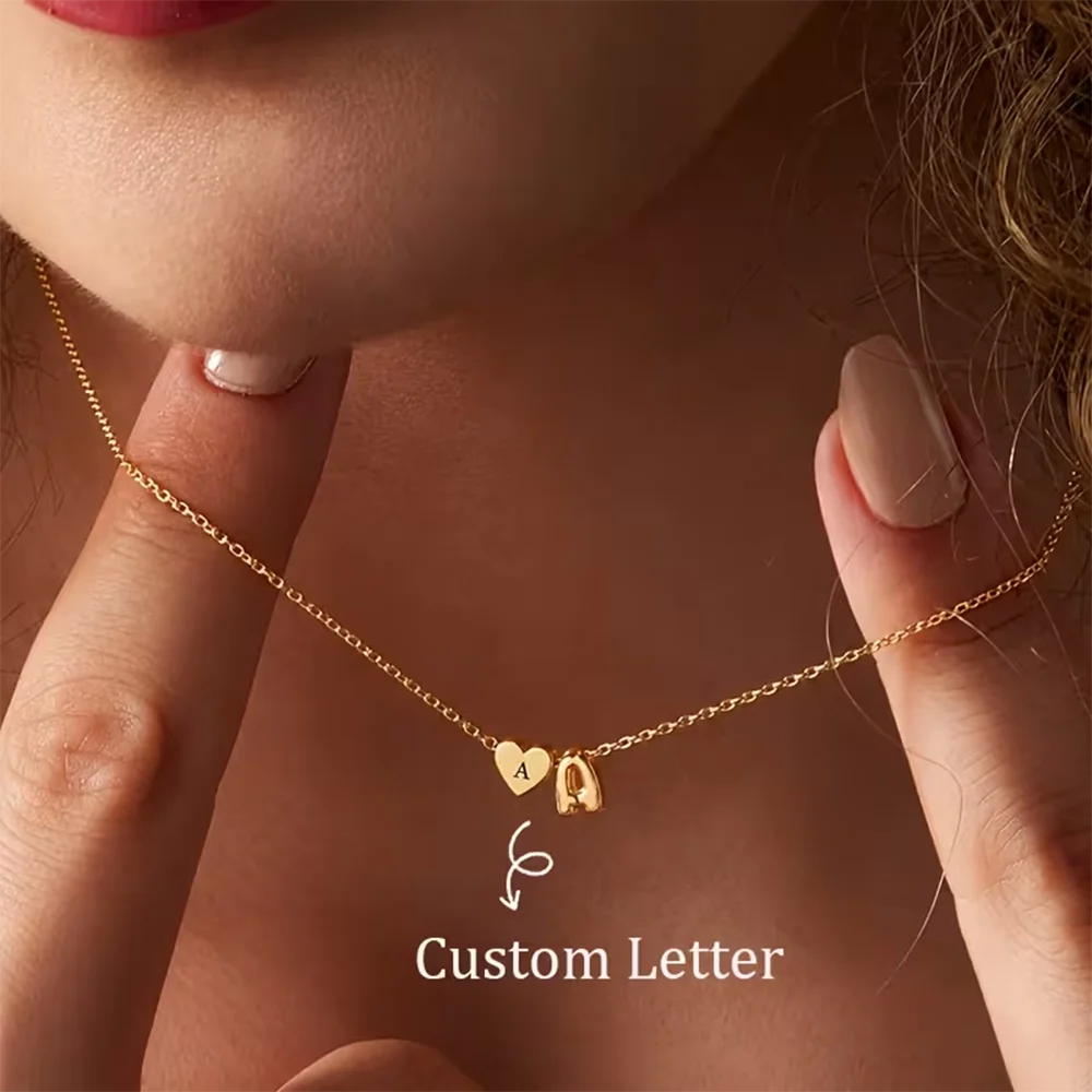 Personalisierte Initialen-Halskette für Frauen, Goldfarben, Bubble&Love Alphabet-Anhänger, Personalisierter Schmuck, Geschenk für Mama