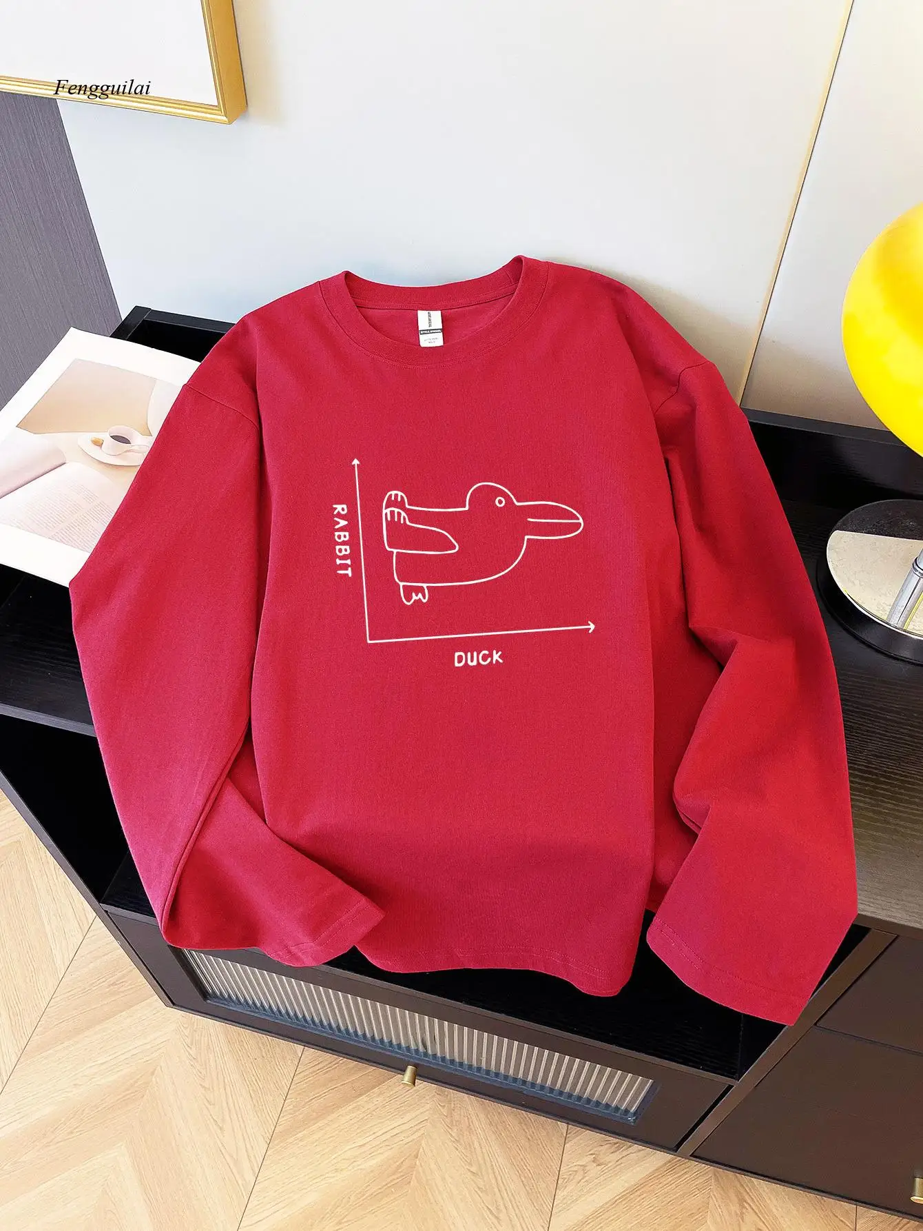 เสื้อยืดแขนยาวลายกราฟิกตลก - เสื้อคอกลมสีขาวพร้อมดีไซน์เรียบง่าย เสื้อลำลองแบบนุ่มสบายสำหรับฤดูใบไม้ร่วง/ฤดูหนาว