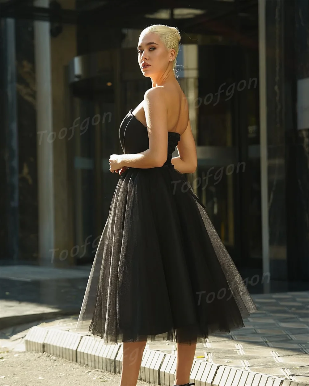 Toofgon Vestidos de noche negros con cuello festoneado Vestidos de fiesta de tul de una línea personalizados Vestidos de fiesta hasta el té para ocasiones especiales