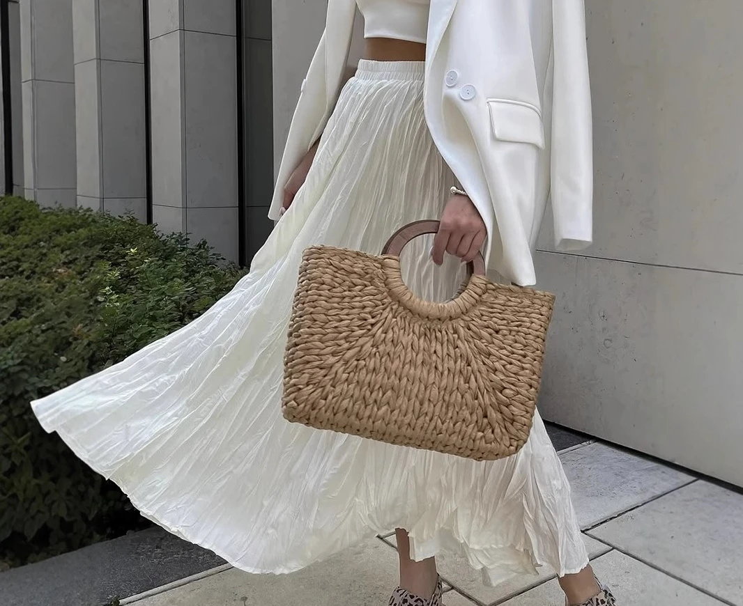 

2025 Summer New Pleated Skirt, Soft and Versatile, Trendy and Hot Selling Women's Clothing