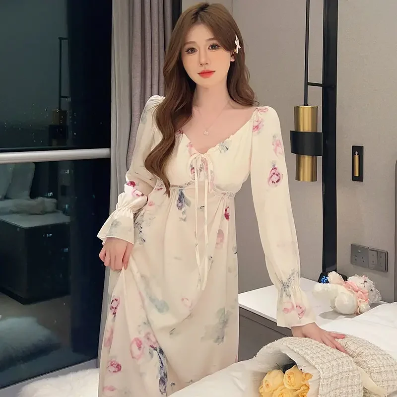 

Thin Long Sleeved Ice Silk Nightgowns Women Chest Pads Sleepshirts Palace Long Skirt Bathrobe Spring Summer Sexy Lace Nightwear