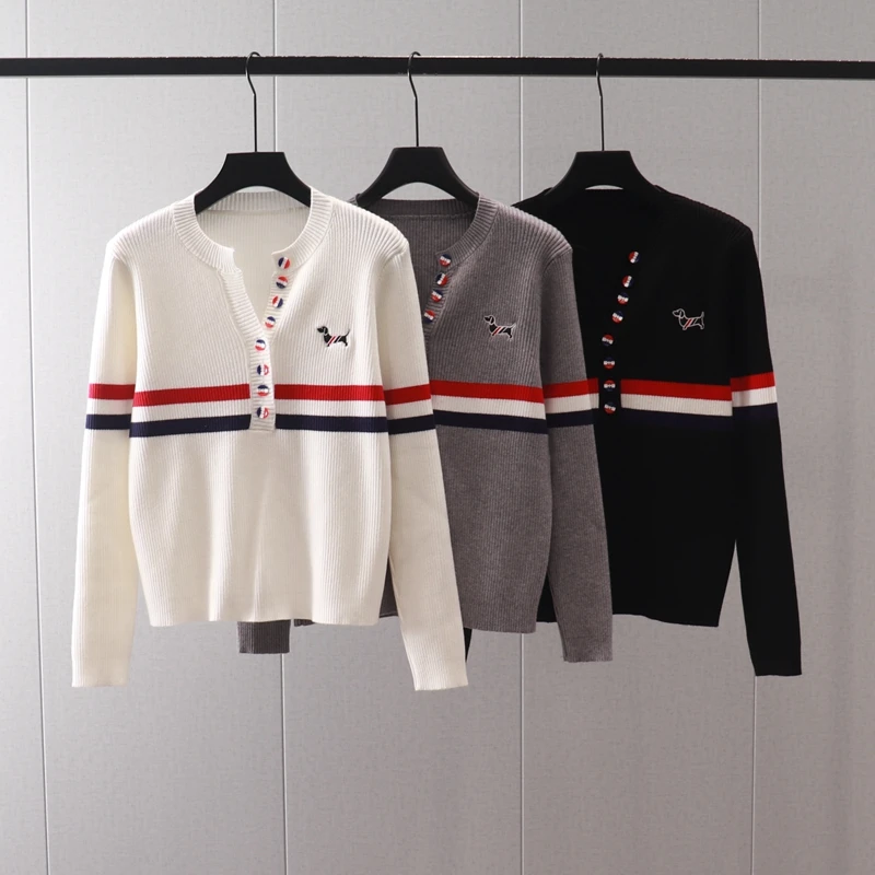 

Autumn/Winter V-neck Stripe Contrast Dog Embroidery Pit Stripe Long Sleeve Knit Shirt Slim Fit and Slim V-neck Underlay