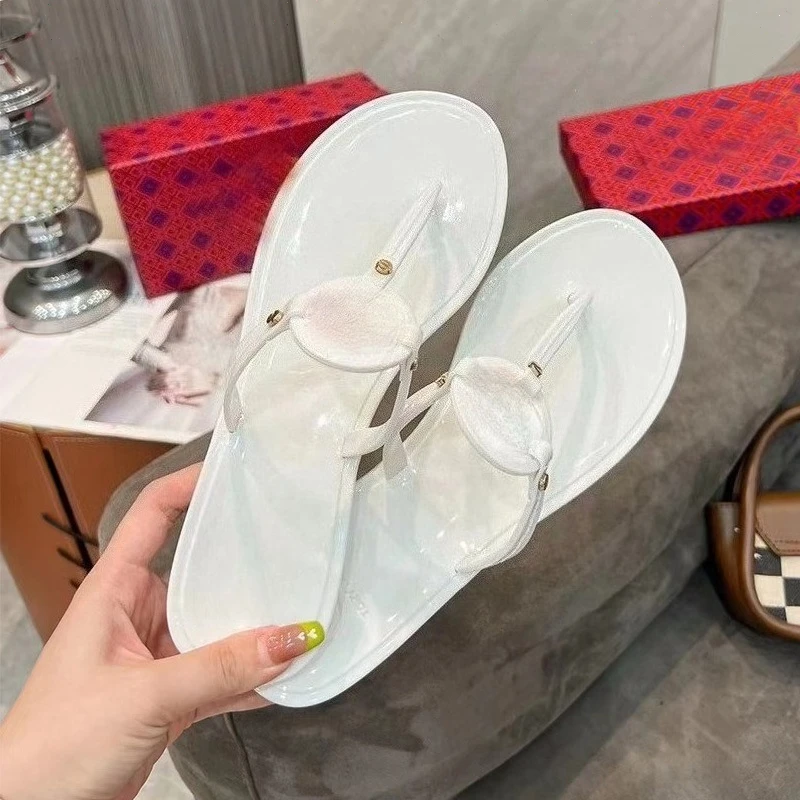 Womens Jelly Flip Flops 2026 Summer Clear Crystal Thong Sandals Non Slip Beach Slippers Flat Comfort Outdoor Shoes