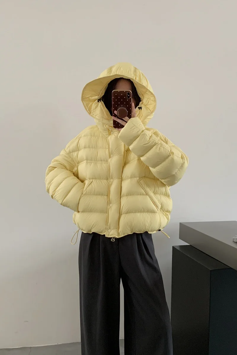 

90% White Duck Down 2026 Thick Pea Puffer Jacket Flower Bud Hooded Pork Rib Down Parka Women's Short Winter New Korean Coat