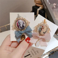 Korean Fashion Bowknot Brooches for Women Fabric Crystal Lapel Pins Retro Sweater Cardigan Corsage Badge Jewelry Accessories