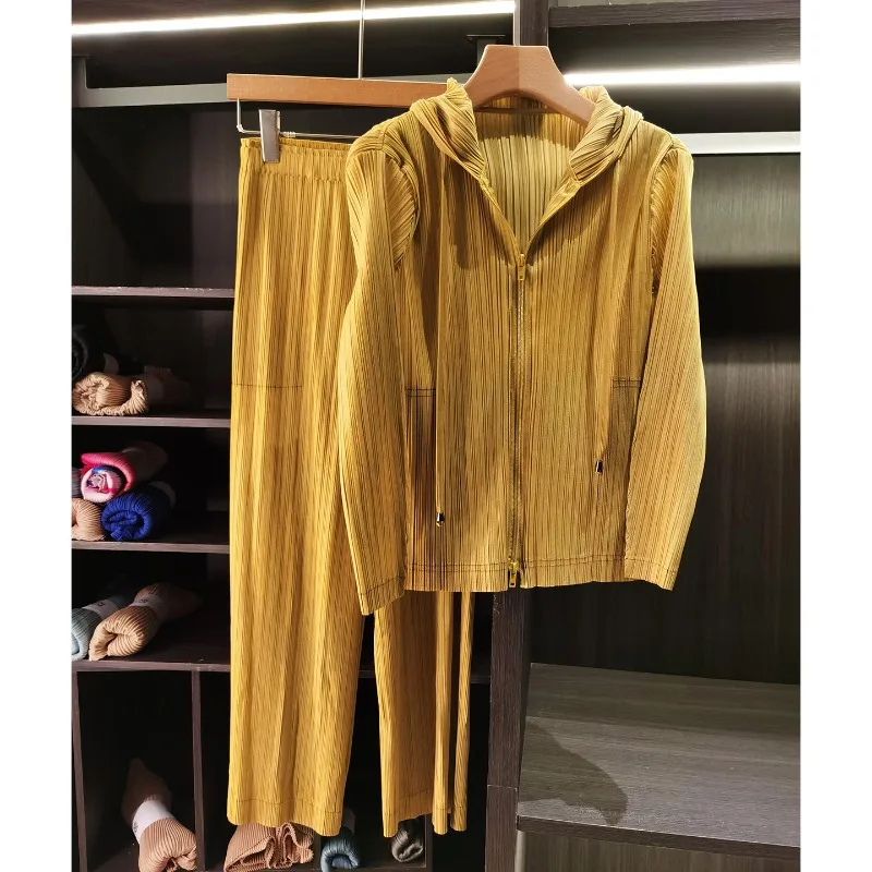 

Miyake Pleated Pants Set Plisse 2026 Hooded Pleats Sweatshirt Jacket with Casual Loose Peplum Pleated Straight Pants Women's Set