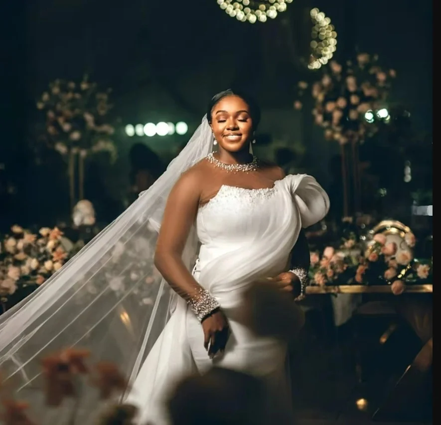 Customized High Neck Shinny Beads Mermaid Wedding Dress with Removable Skirt Robe De Mariée   Long Sleeves Vintage  Bridal Gown