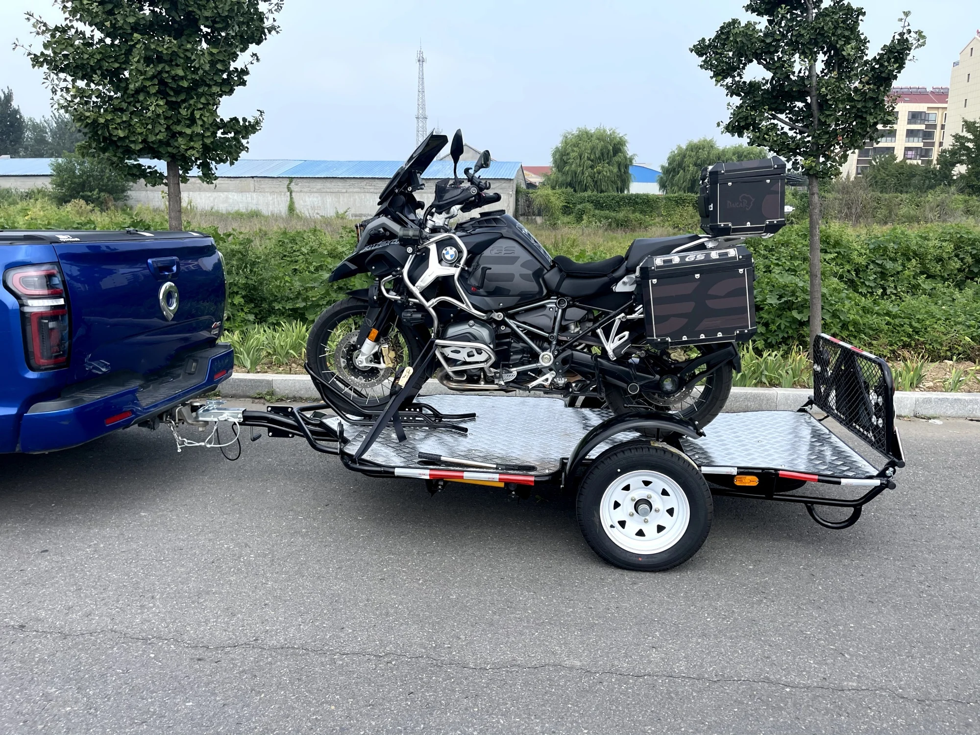 UTV Rally Race 500KG Single Bike Foldable Trailer for Motorcycle ATV UTV Transport view 6