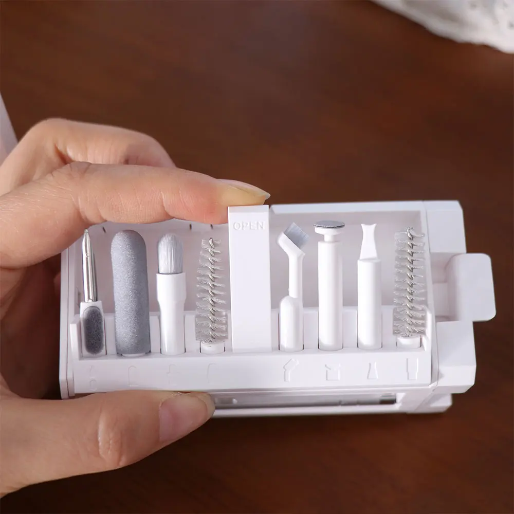 32 in 1 Electronic Cleaning Set Portable Multipurpose Keyboard Cleaner Kit Convenient Screen Cleaning