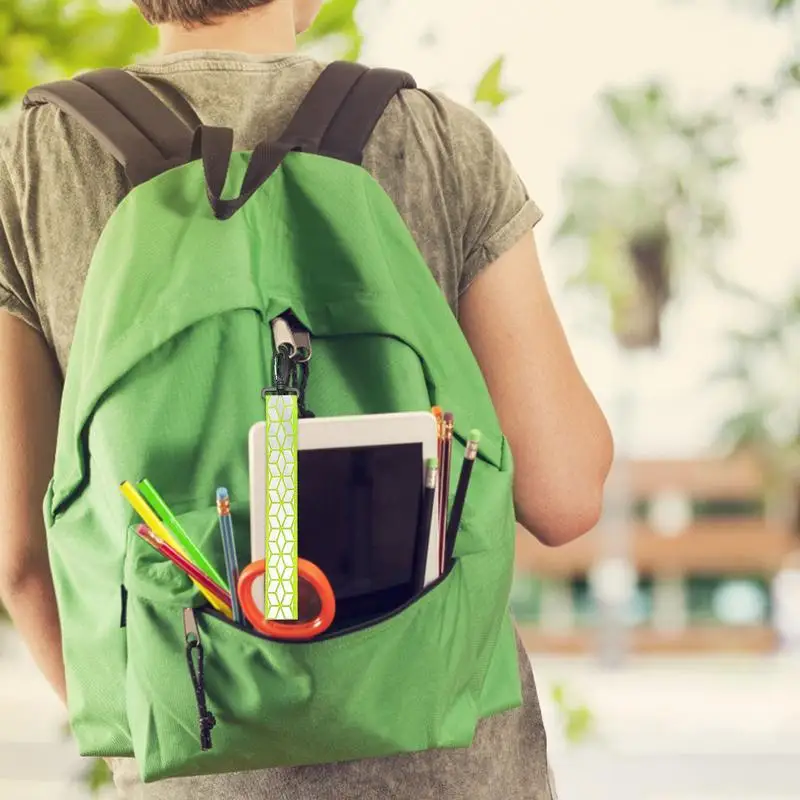 Correias reflexivas para mochila, Chaveiro de segurança, Leve e portátil, Ferramenta ao ar livre para corrida e ciclismo