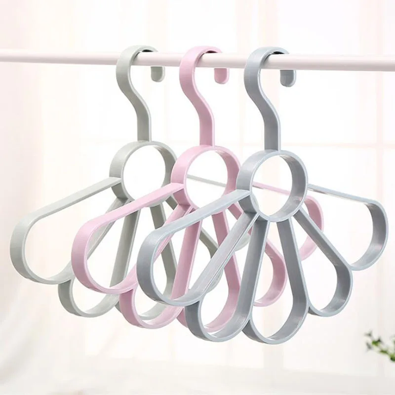 

Multi-functional Plastic Belt Hanger Scarf Tie Hook, Beautiful Petal Design clothes Rack Closet Organizer, 3 Pcs/Lot